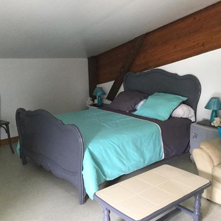 Le Loup Dans La Bergerie Bed & Breakfast Montmartin-sur-Mer Exterior photo